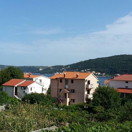Guesthouse Familija Tariba Supetarska Draga Exteriör bild